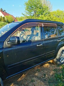 Nissan X-Trail 2.5 - 8