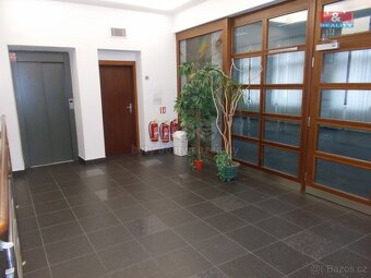 Pronájem obchod a služby, 170 m², Nový Jičín, Masarykovo nám - 8