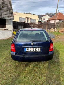 Škoda Octavia 1.6i combi - 8