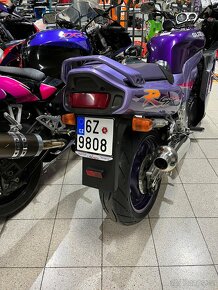 Suzuki Gsx-r 1100 rok 1996 ze sbirky - 8