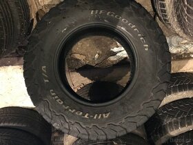 285/70 R17 all-terrain T/A KO2 BFGoodrich - 8