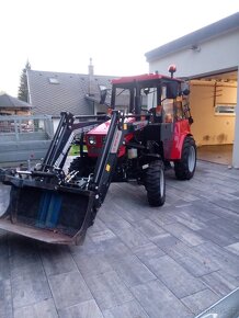 Prodám traktor Belarus 320.4 včetně SPZ - 8