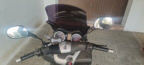 Yamaha xmax 125 - 8