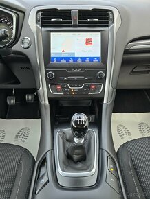 Ford MONDEO 2,0 TDCi 110kW TITANIUM ČR 2020 LED + NAVI - DPH - 8