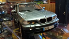 1:18 bmw X5 2x - 8