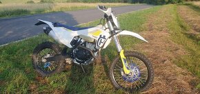 Husqvarna FE 350 - 8