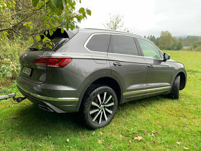 VW Touareg - 8