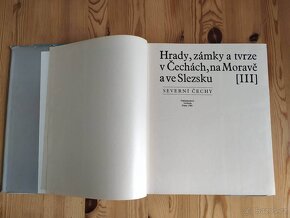 Hrady, zámky a tvrze v Čechách, na Moravě a ve Slezsku - 8