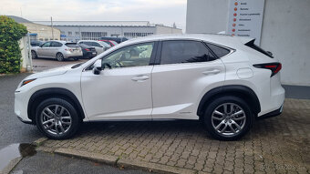 LEXUS NX 300H Prestyge Safety CZ Pouze 14 000 km - 8