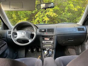 Golf 4 1.6 74kw - 8