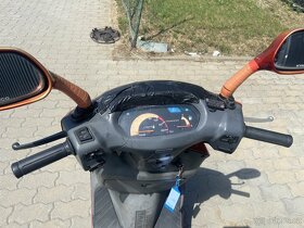 Kymco Heroism 125, naj. 7600 km, serviska, řidičák na auto - 8