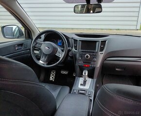 Subaru Outback 2.0D SUV GPS,kůže,xenony 2014 - 8