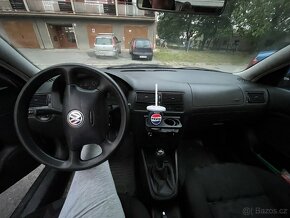 VW Golf 4 1.4 55kw - 8