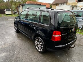 VW Touran 1,9tdi 77KW,digi klima,nová STK - 8