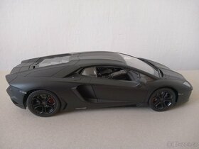 Rc Lamborghini Aventador 1/14 - 8