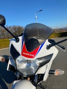 Honda CBR125R - 8