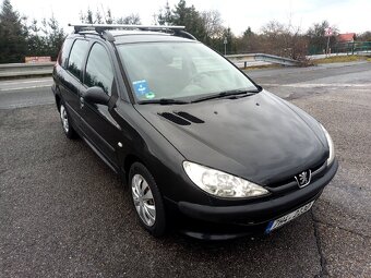 Peugeot 2 1.4i 206SW - najeto 138000km. - 8