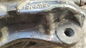 Brzdové třmeny 4píst Brembo Bmw E38 - 8