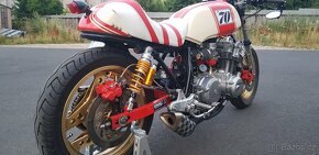 Cafe Racer Honda CB750f bol dor prestavba - 8