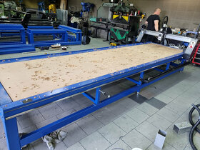 CNC Frezka 1300x2600mm s možností vákuového držení - 8