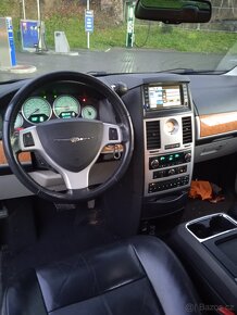 Prodám Chrysler Grand Voyager 2.8CRDi 7.mist - 8