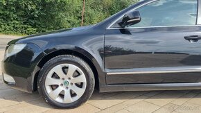 Škoda superb combi 2.0 Tdi,103kw,Elegance,Xenon,nové rozvody - 8