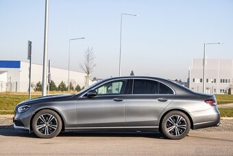 Mercedes-Benz E Sedan 220 d A/T - 8