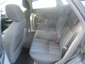 Ford Focus 1.6i DIGI AC - 8