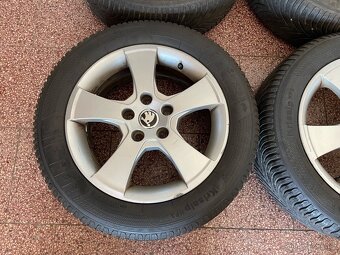 Originalní ALU kola Škoda 5x112 r16 zimní pneu 6mm - 8