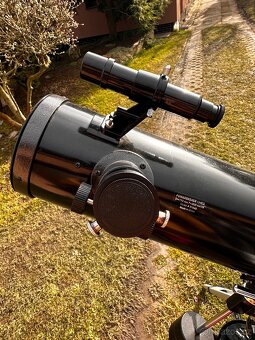 Hvězdářský dalekohled Celestron - 8