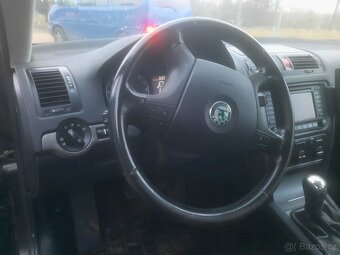 škoda octavia 2 kombi 2.0tdi 103kw rv2006 xenony - 8