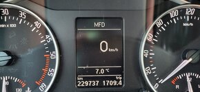 Škoda Octavia 1.6 TDi 4x4,77kW,s.kniha,nez.top.,tažné,HF - 8