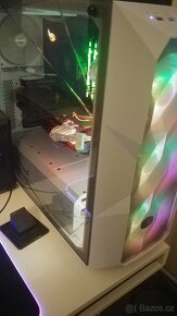 PC - AMD Ryzen 5 1600,32GB RAM, 3,2GHz, GTX 1080 - 8