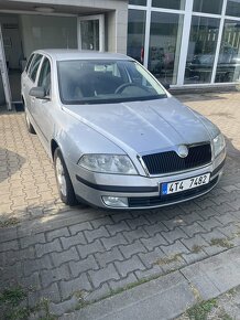 Škoda octavia II Combi 1,6 - 8