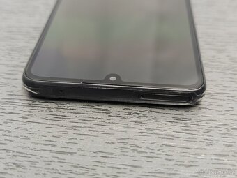 Samsung Galaxy A33 5G černý - 8