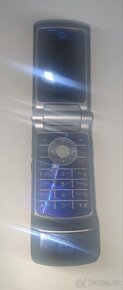 Motorola KRZR K1 modrá použitá - 8