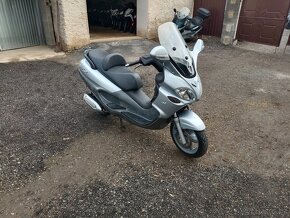 Piaggio X9 125 šedý 2 cz doklady v ceně - 8