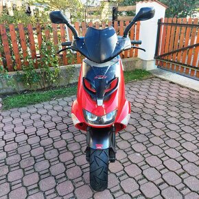 Aprilia SR 50 Ditech, 01/2001 - 8