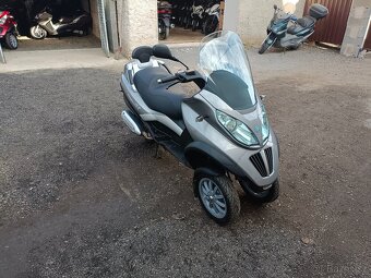 Piaggio mp3 250 LT CZ doklady v ceně - 8