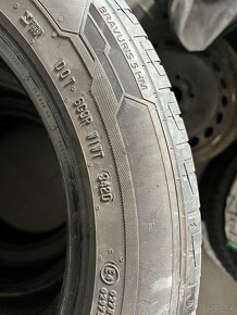 215/55R17 Barum - 8