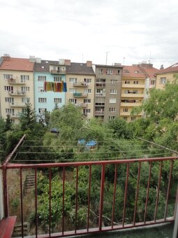 Pronájem 3+1, ulice Merhautova, Černá Pole, 80 m2, balkon, k - 8