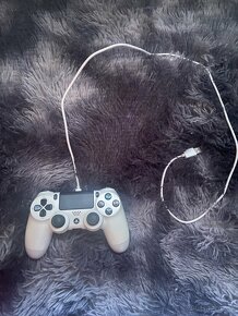 Sony PlayStation 4 PRO - 8
