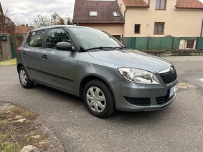 ŠKODA FABIA 1,4/16 V 63 kW NAJETO 58 TIS KM TAŽNÉ ZAŘ. - 8