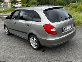 Škoda Fabia II 1.6TDi, r.2010, nová STK, sada kol, klima - 8