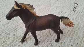 Schleich koně - 8