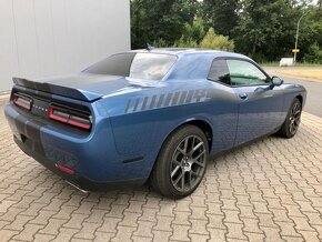 Dodge Challenger 5.7 (č.1010) - 8