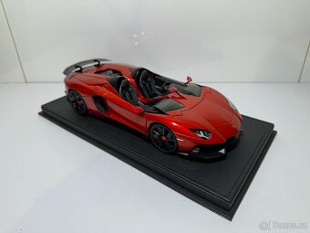 1:18 Lamborghini Aventador J AUTOart - 8