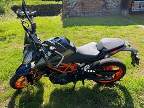 KTM Duke 390 - TOP STAV sleva 20.000 do 28.2.25 - 8