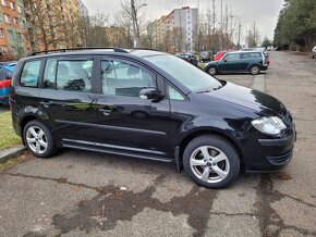 Volkswagen Touran 1.9 TDI- 66 KW, najeto jen 117 000km+ tažn - 8