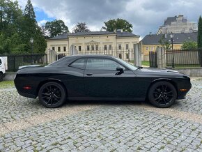 Dodge Challenger 3.6 V6 227kW - 8